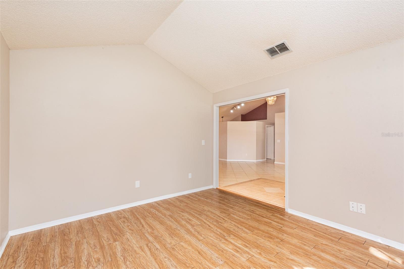 Image 9 of 28 For 1545 12th Street