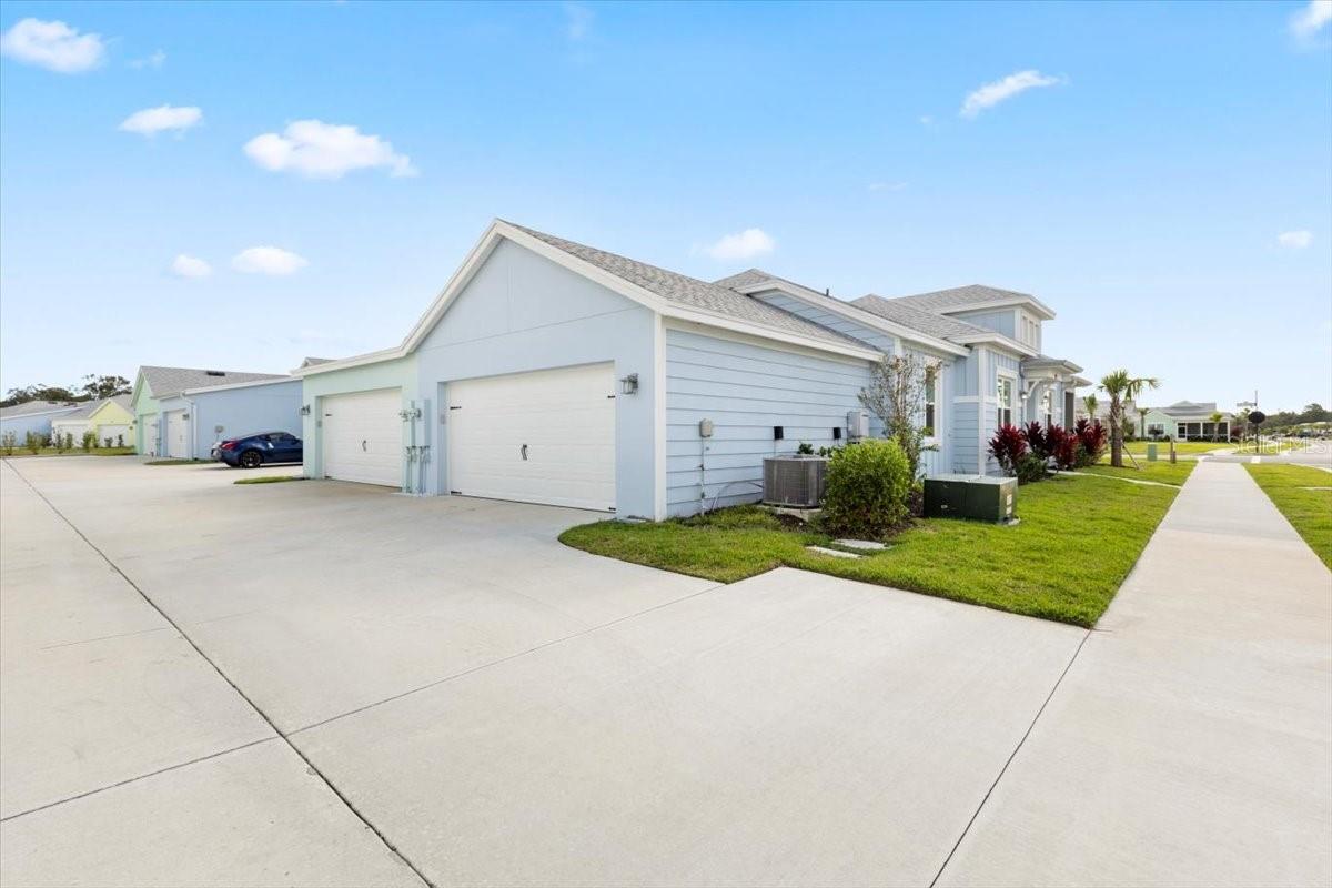 Image 33 of 63 For 244 Gypsy Palace Lane