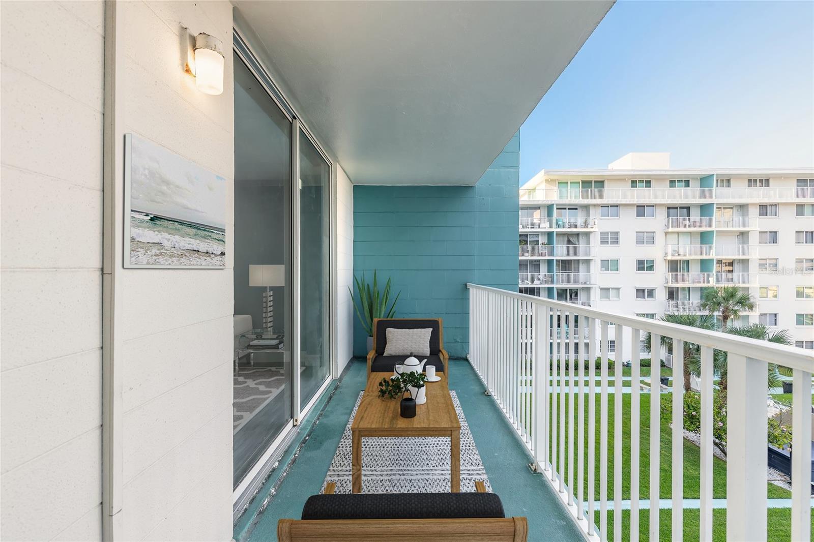 Image 24 of 30 For 2727 Atlantic Avenue 4090