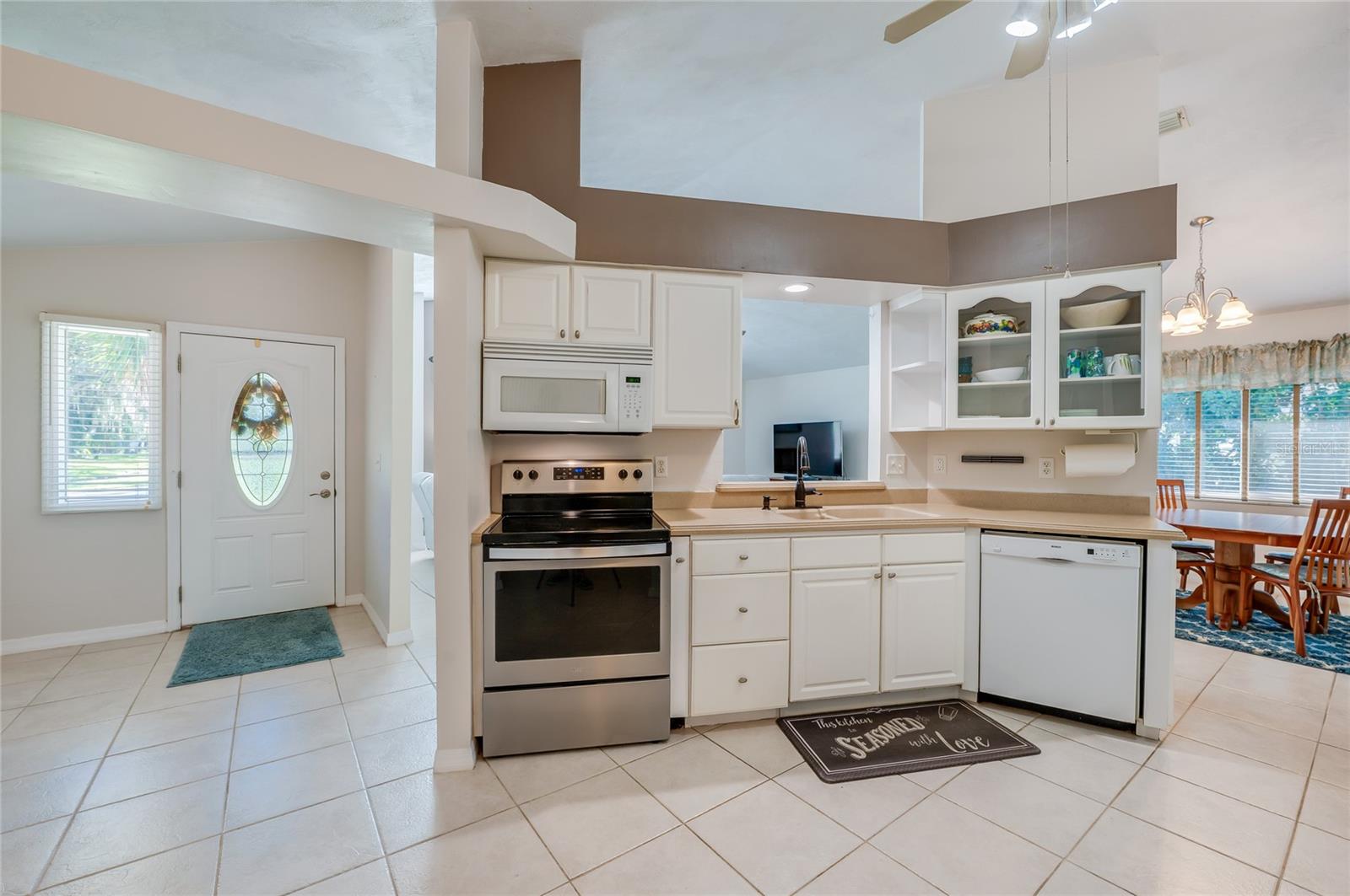 Image 10 of 38 For 5978 Park Ridge Drive