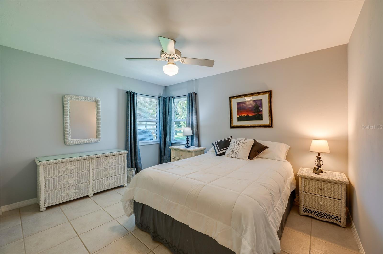 Image 21 of 38 For 5978 Park Ridge Drive