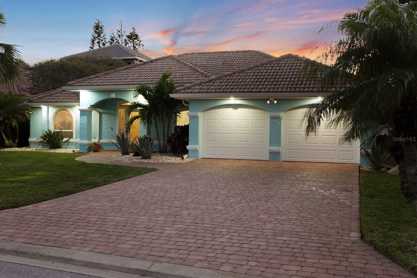 Image 3 of 72 For 3728 Egret Dunes Drive