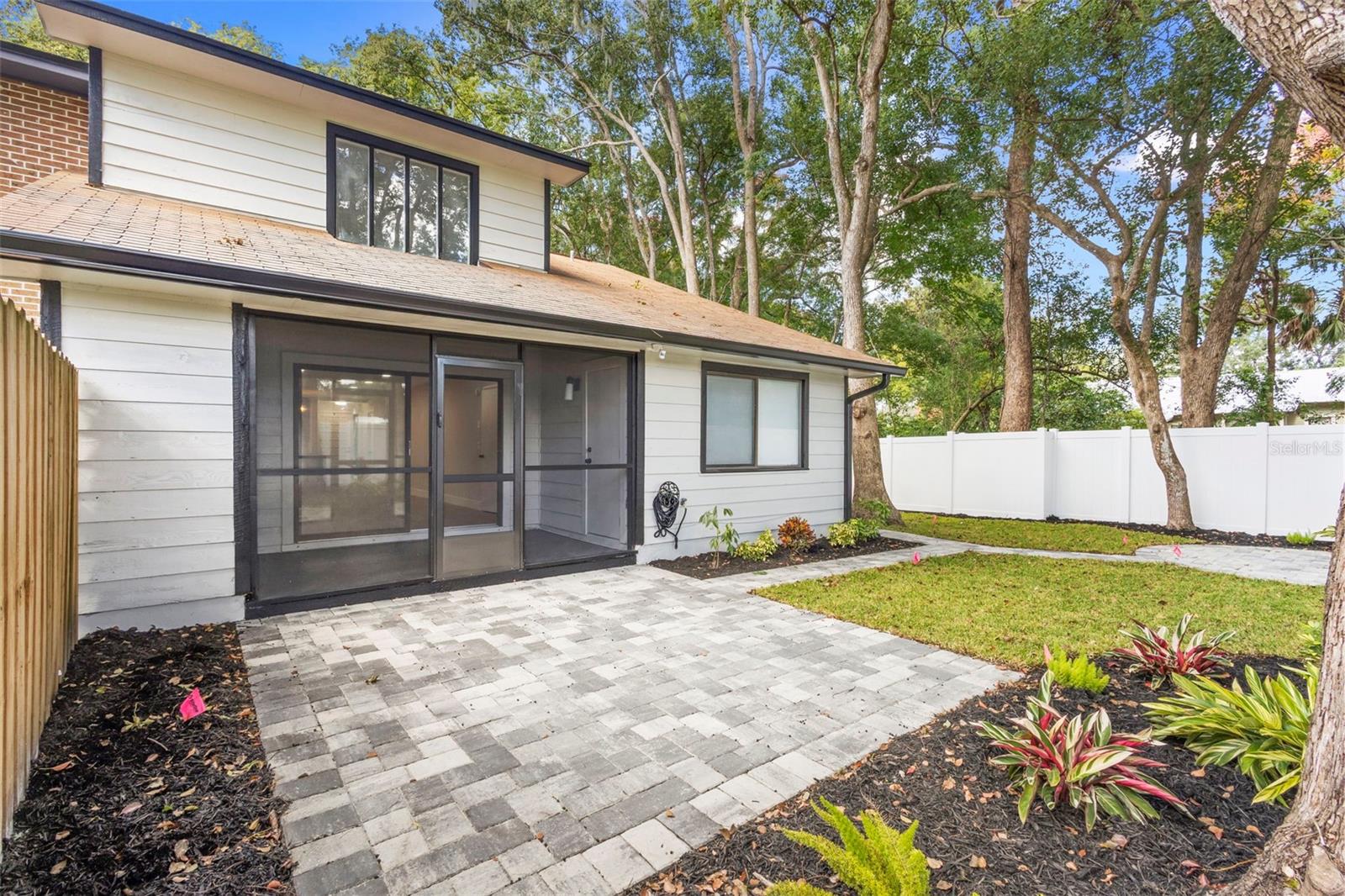 Image 44 of 46 For 805 Clake Street