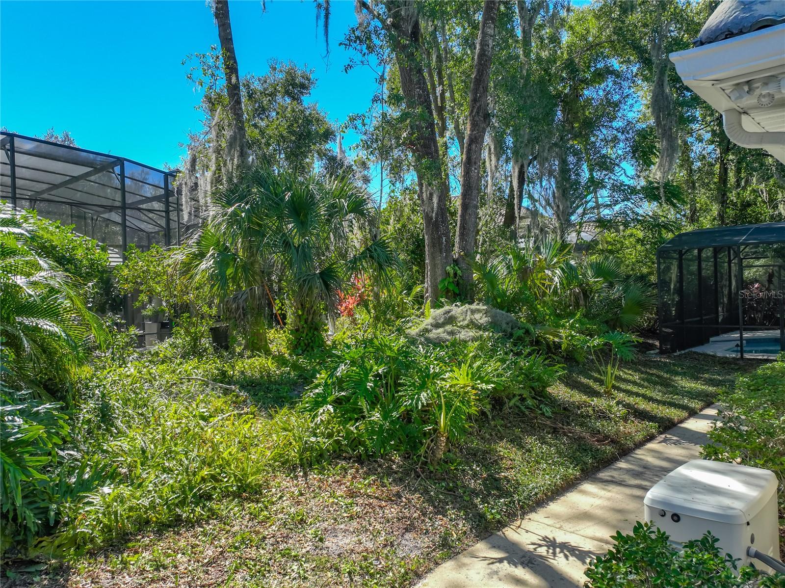 Image 94 of 99 For 612 Stonefield Loop