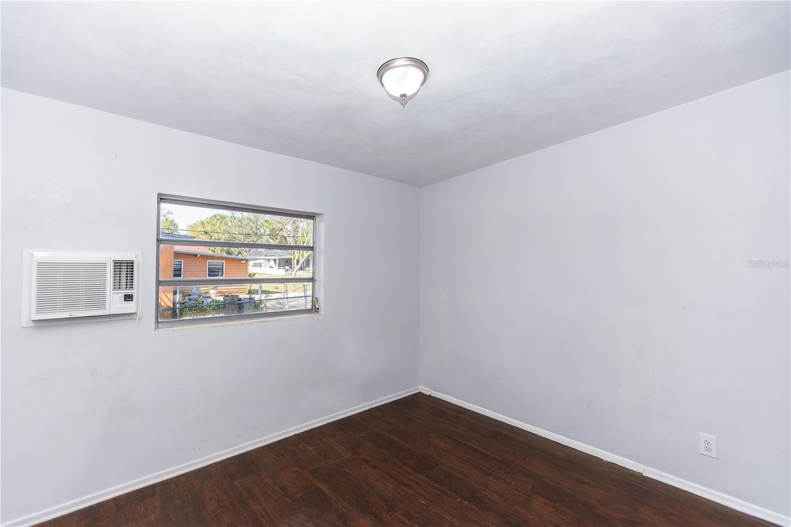 Image 10 of 21 For 4726 Abaca Street