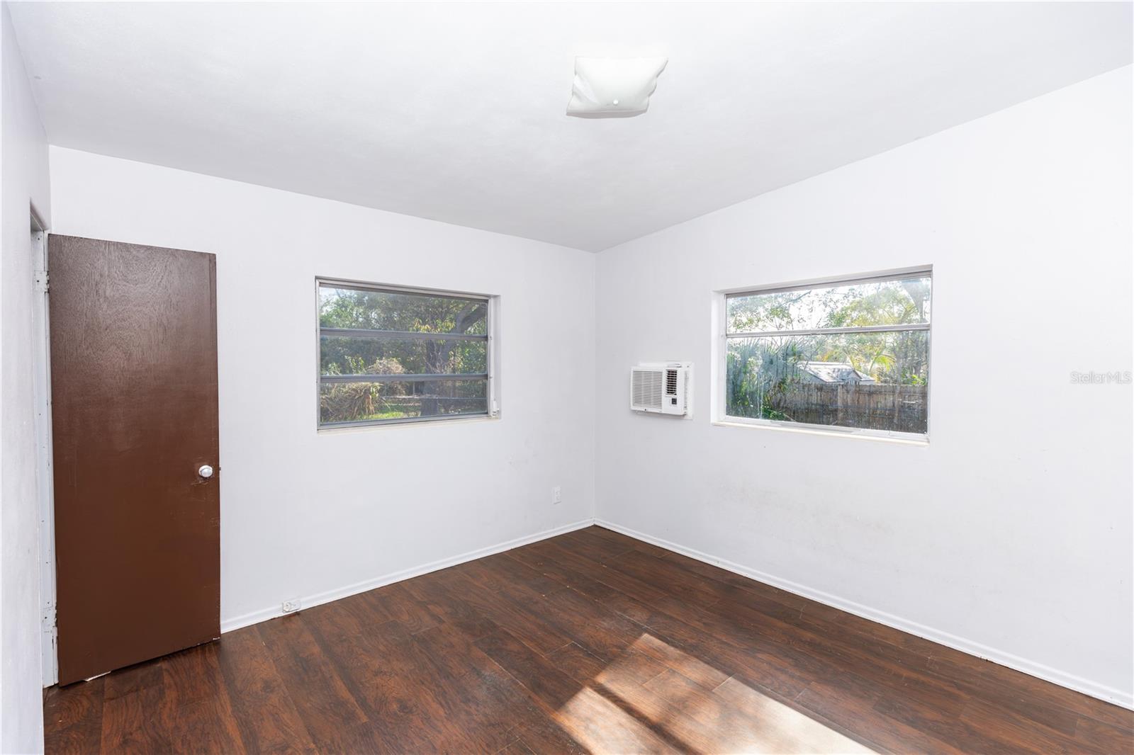 Image 11 of 21 For 4726 Abaca Street