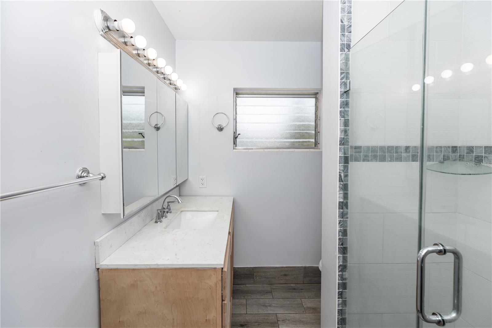 Image 6 of 21 For 4726 Abaca Street