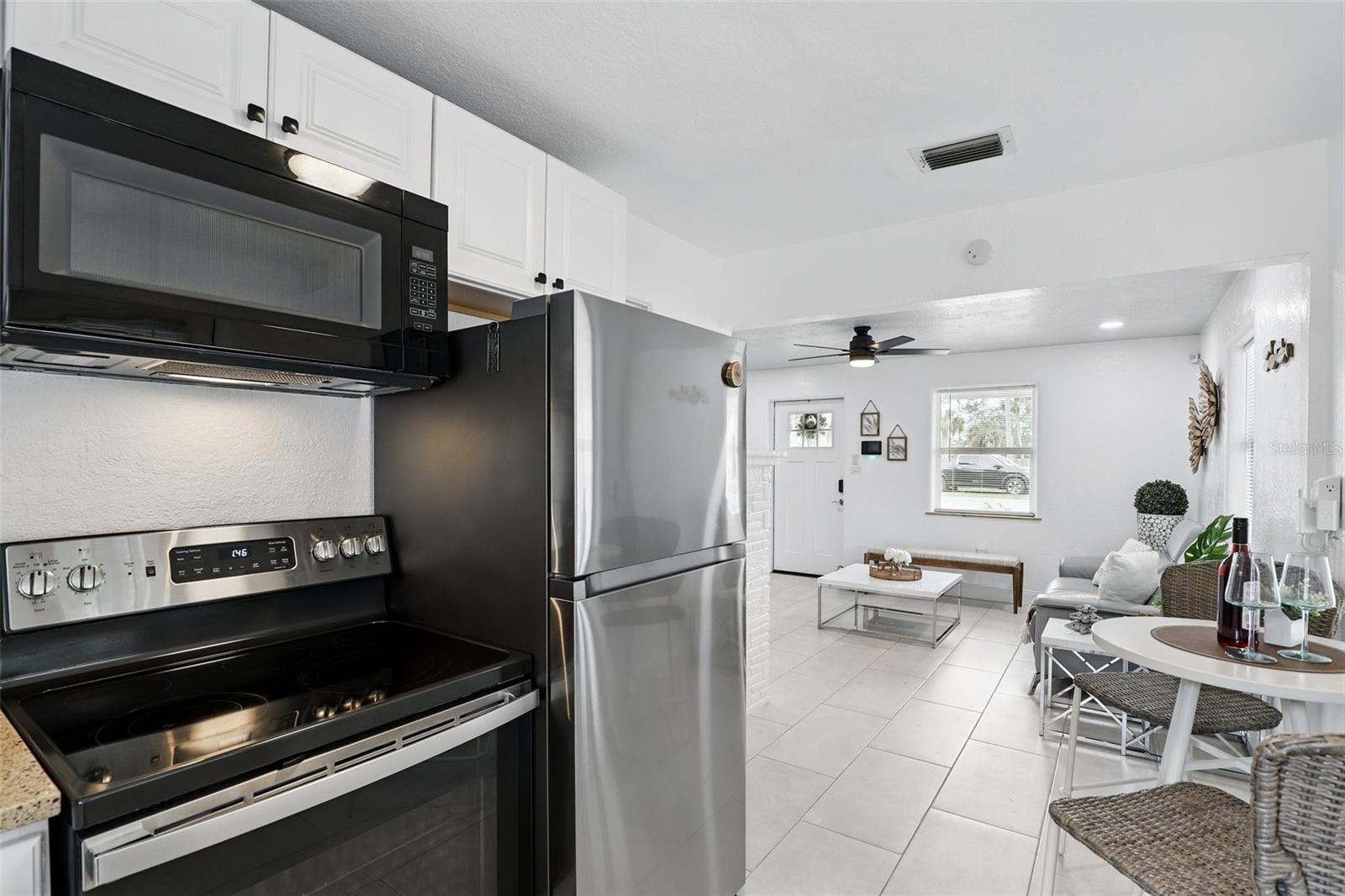 Image 14 of 24 For 104 Hester Avenue