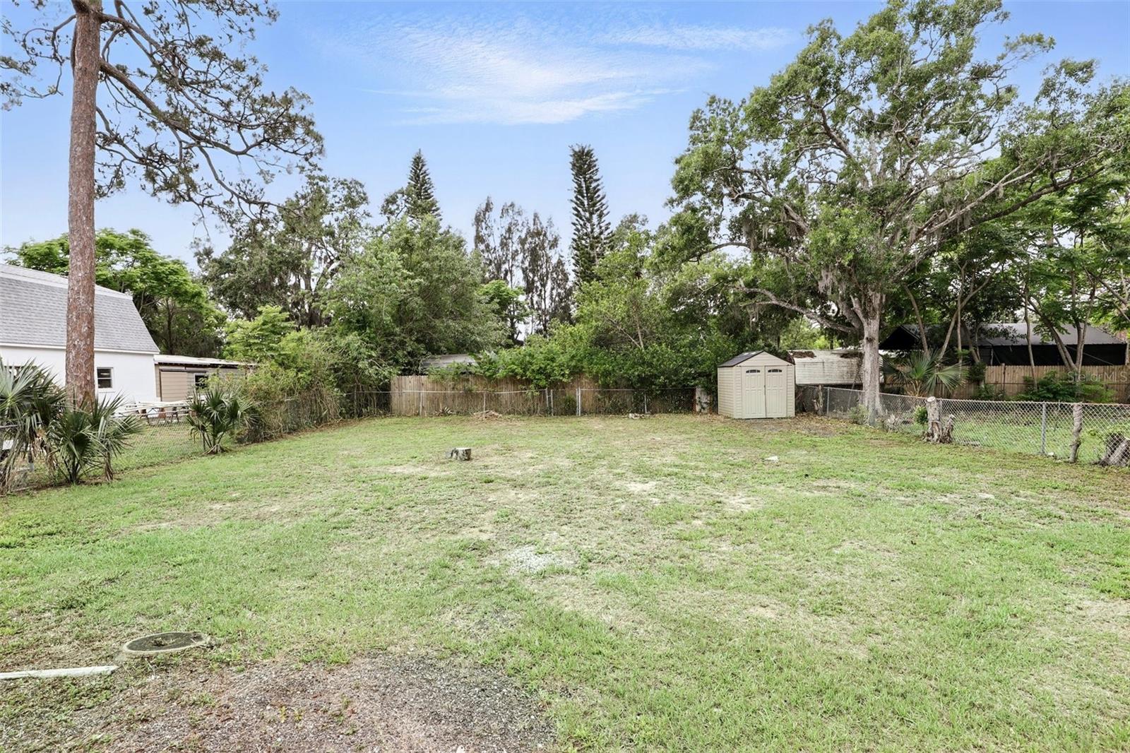 Image 21 of 24 For 104 Hester Avenue