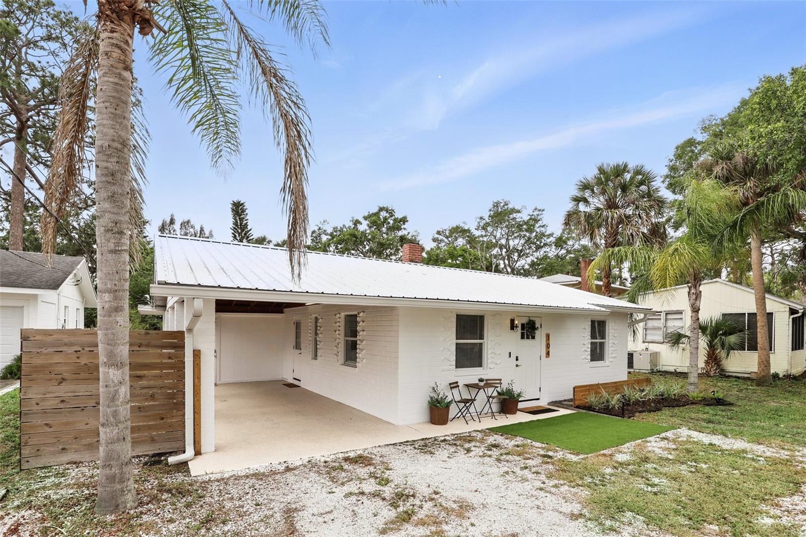 Image 4 of 24 For 104 Hester Avenue