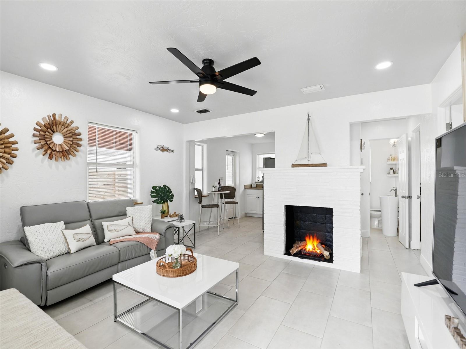 Image 6 of 24 For 104 Hester Avenue