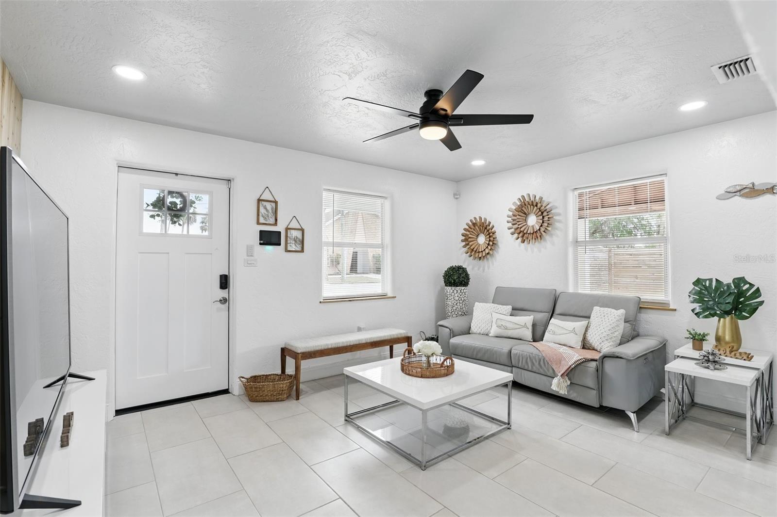 Image 9 of 24 For 104 Hester Avenue