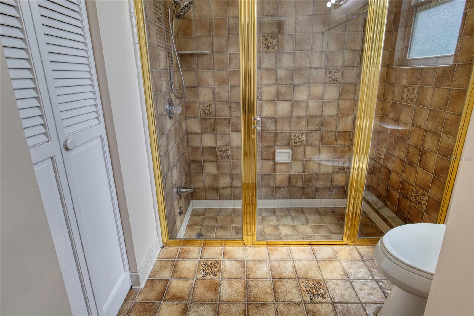 Image 24 of 62 For 63 Sycamore Circle