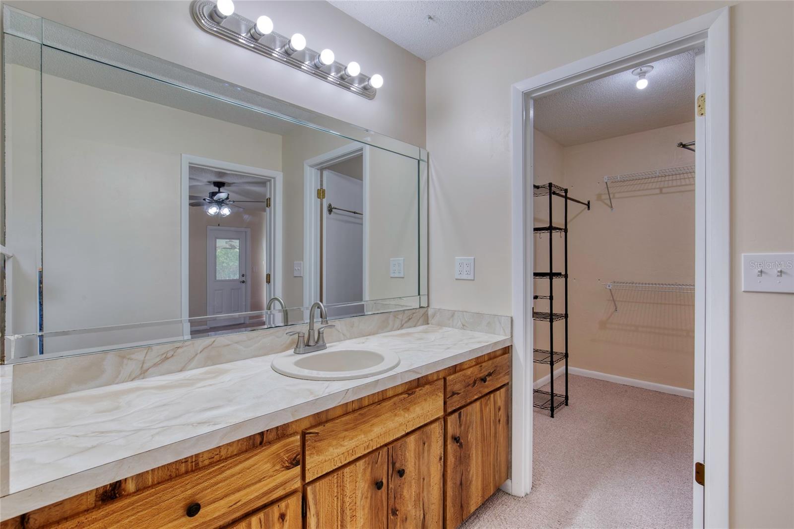 Image 26 of 62 For 63 Sycamore Circle