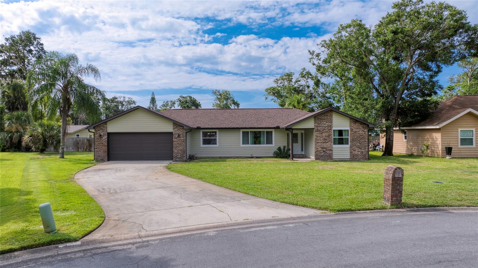 Image 47 of 62 For 63 Sycamore Circle