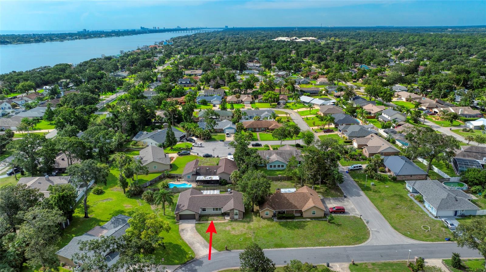 Image 50 of 62 For 63 Sycamore Circle