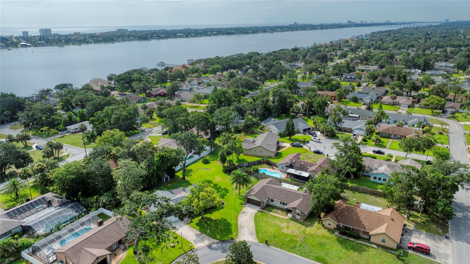 Image 51 of 62 For 63 Sycamore Circle