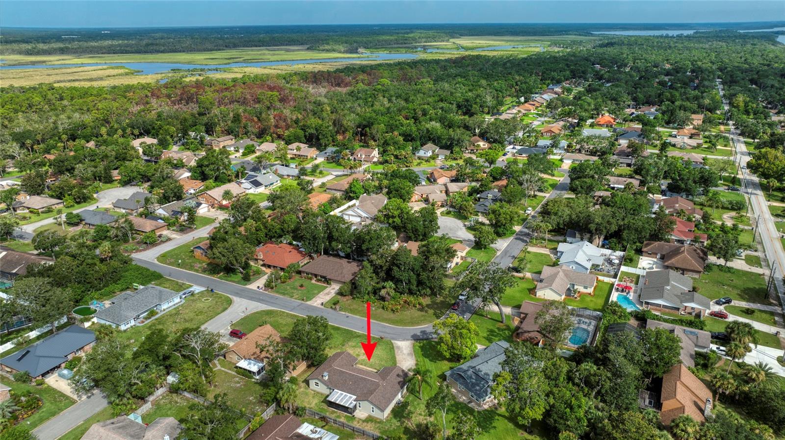 Image 58 of 62 For 63 Sycamore Circle