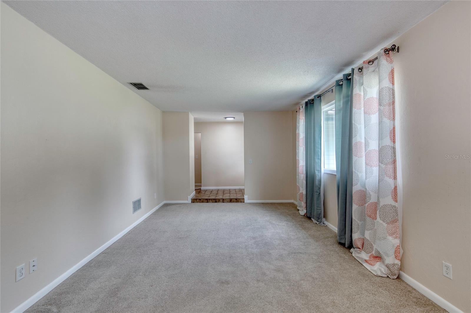 Image 9 of 62 For 63 Sycamore Circle