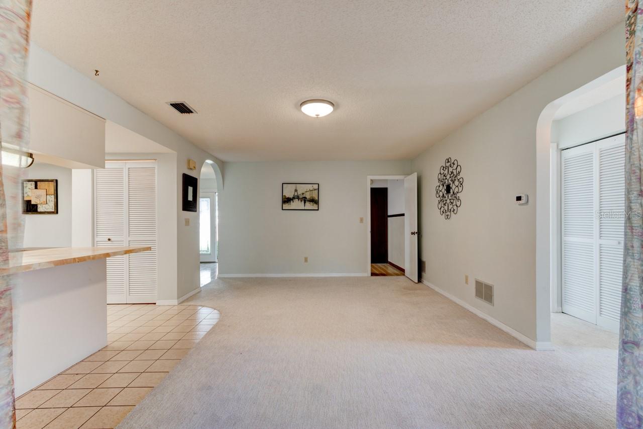 Image 17 of 33 For 96 Beechwood Lane