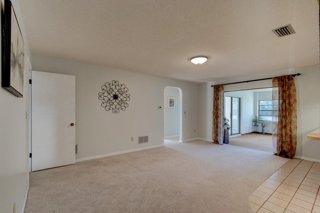 Image 19 of 33 For 96 Beechwood Lane