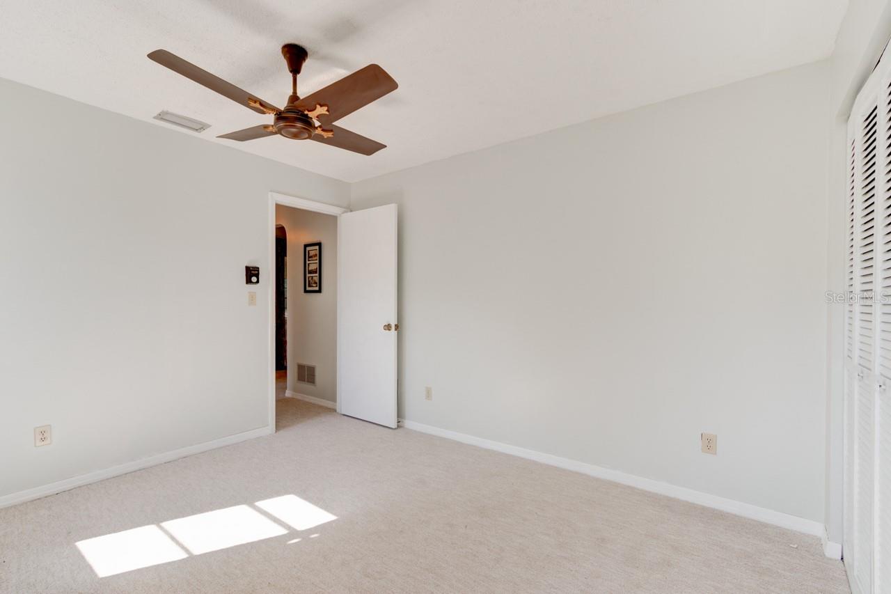 Image 24 of 33 For 96 Beechwood Lane