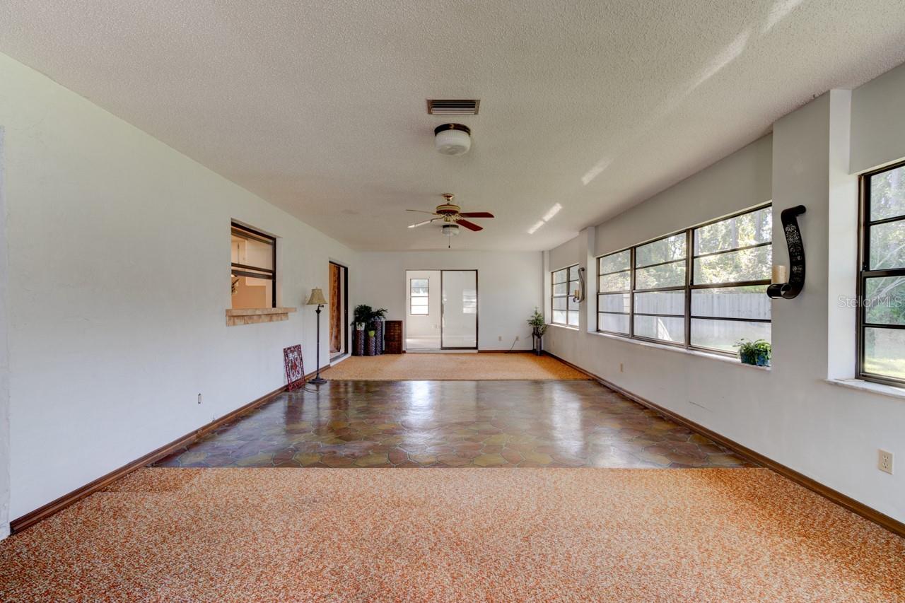 Image 26 of 33 For 96 Beechwood Lane