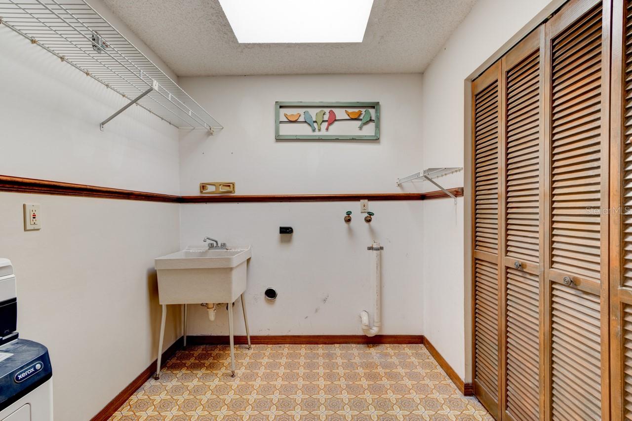 Image 29 of 33 For 96 Beechwood Lane