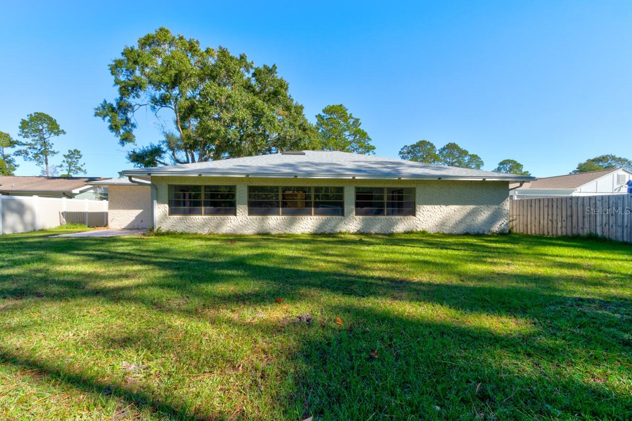 Image 31 of 33 For 96 Beechwood Lane