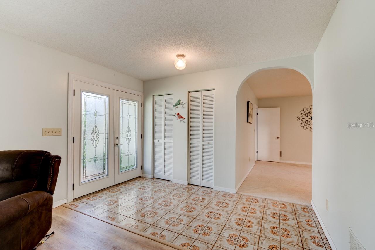 Image 4 of 33 For 96 Beechwood Lane