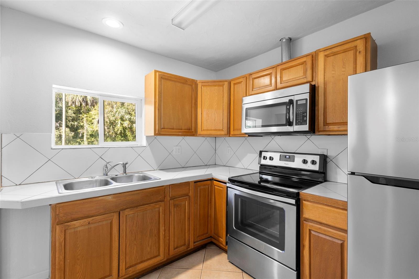 Image 7 of 11 For 5330 Park Avenue