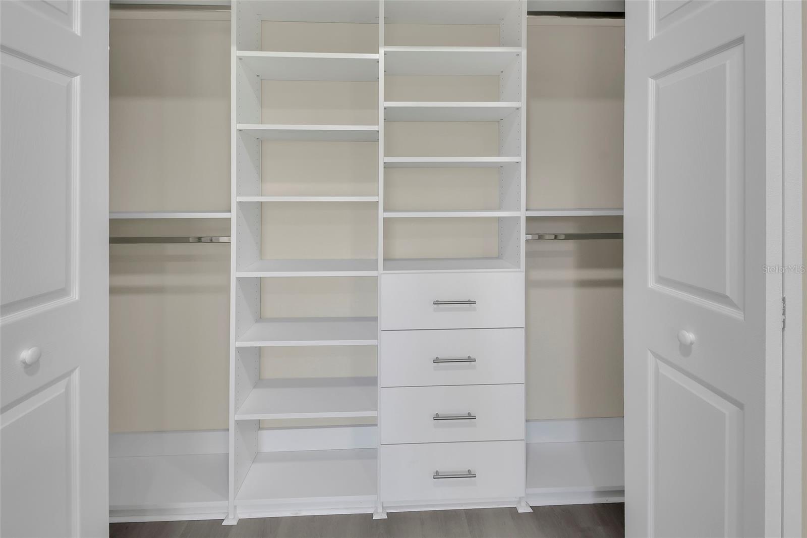 Image 19 of 32 For 704 Cedar Street