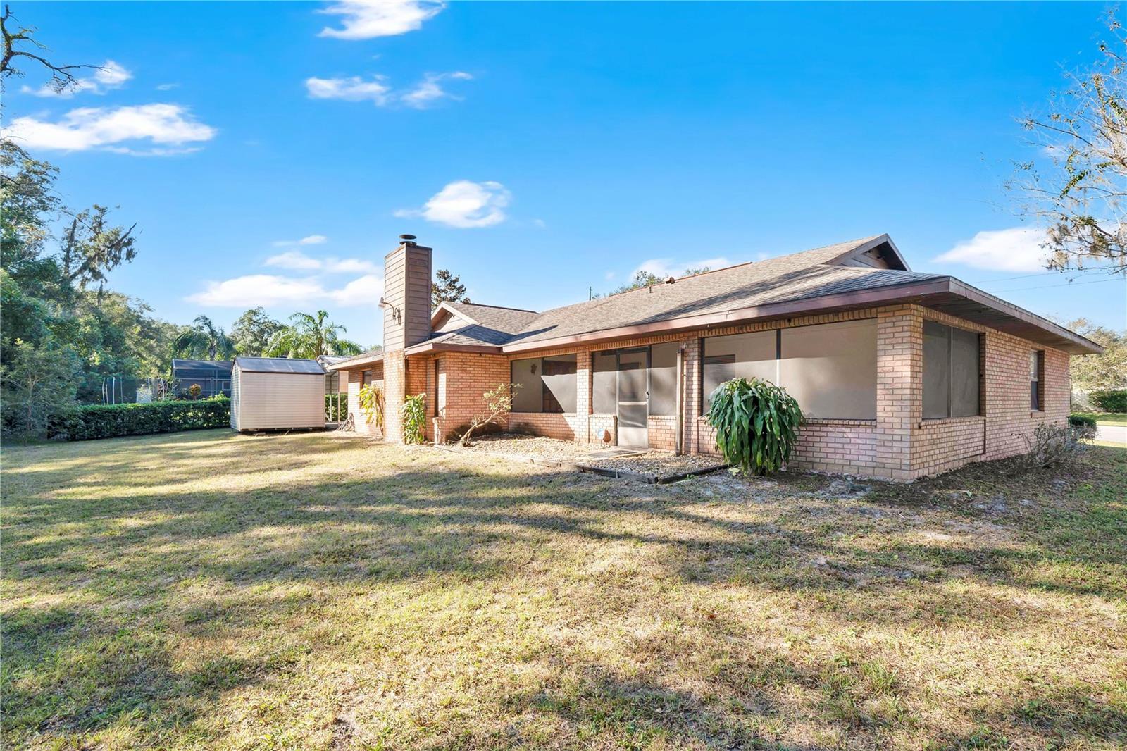 Image 23 of 33 For 912 Sylva Avenue