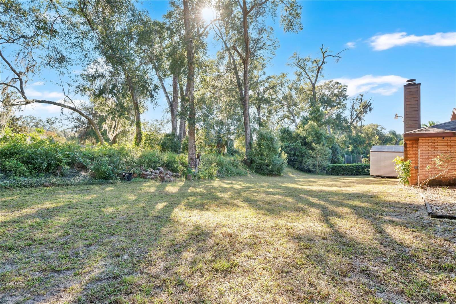 Image 24 of 33 For 912 Sylva Avenue