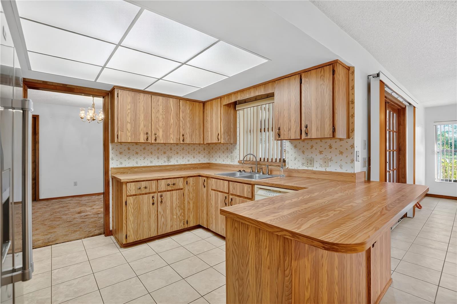 Image 9 of 33 For 912 Sylva Avenue