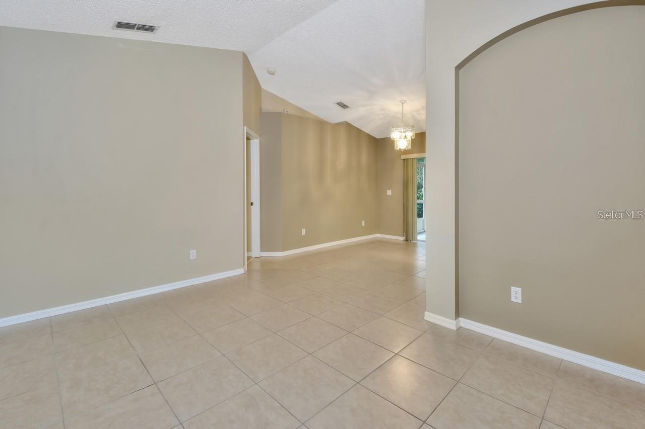 Image 8 of 31 For 1300 Benton Lake Drive E