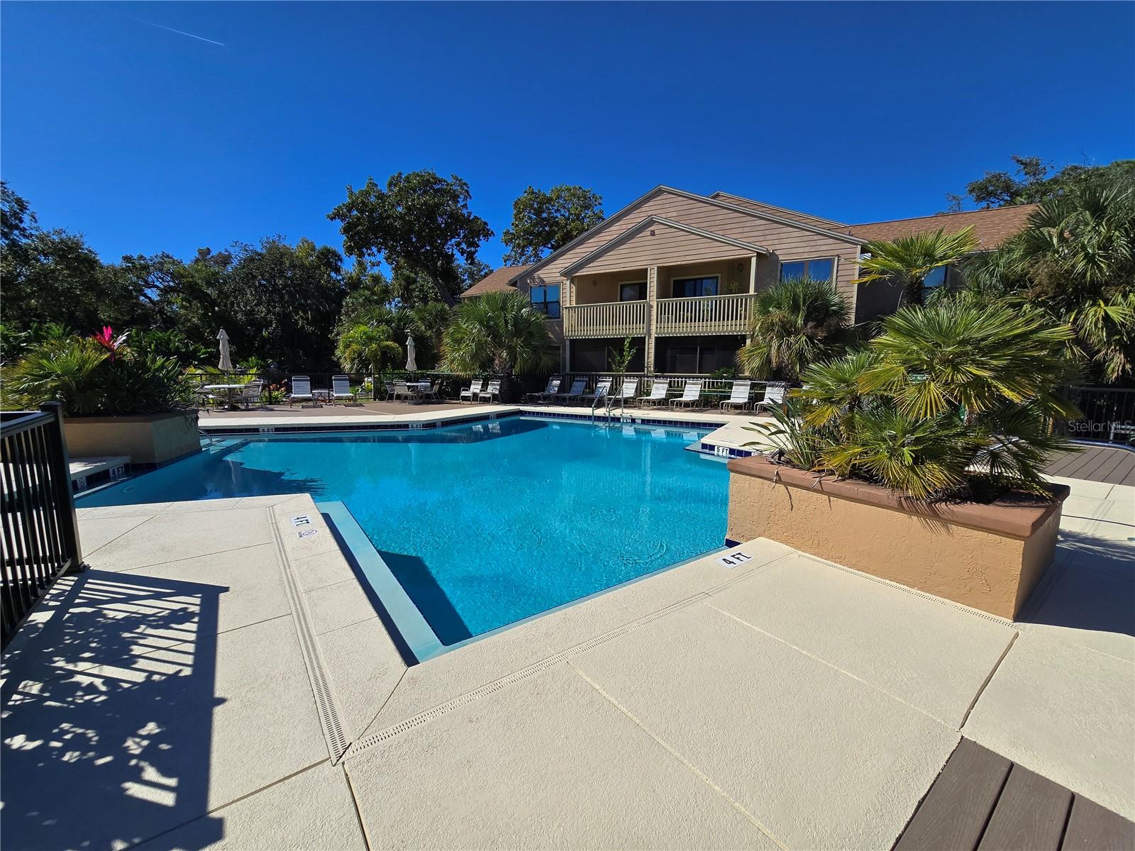 Image 15 of 26 For 1401 Palmetto Avenue 809