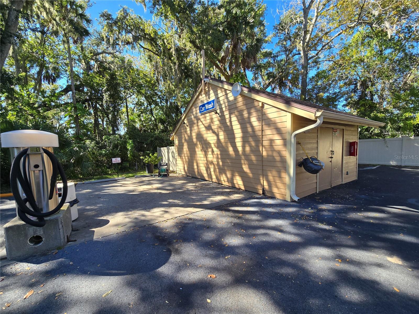 Image 26 of 26 For 1401 Palmetto Avenue 809