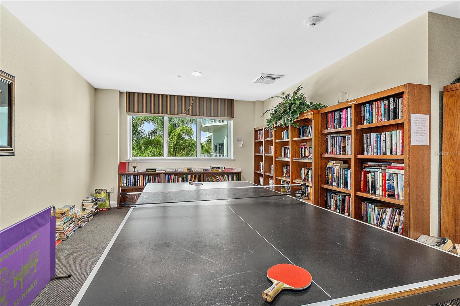 Image 55 of 59 For 2 Oceans West Boulevard 606