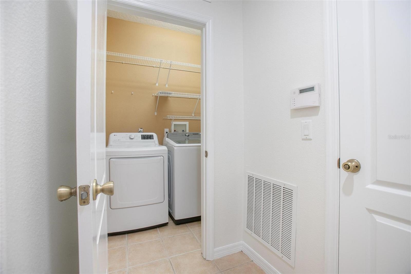 Image 20 of 58 For 334 Crystal Pond Avenue