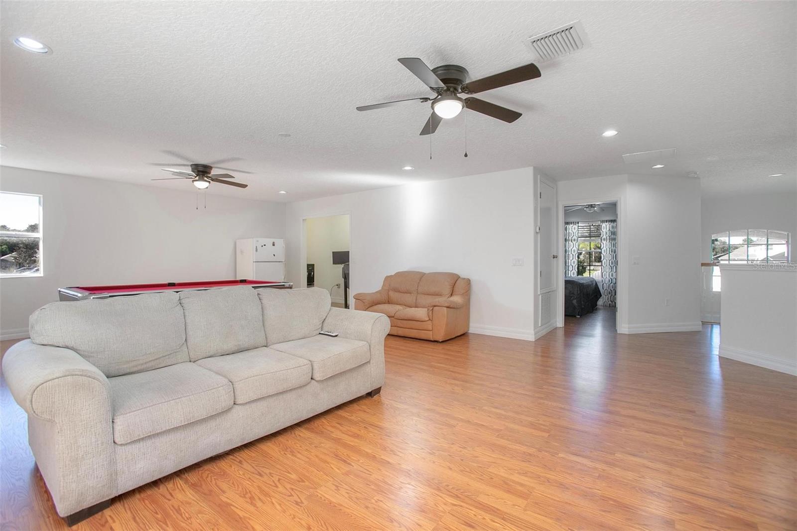 Image 31 of 58 For 334 Crystal Pond Avenue