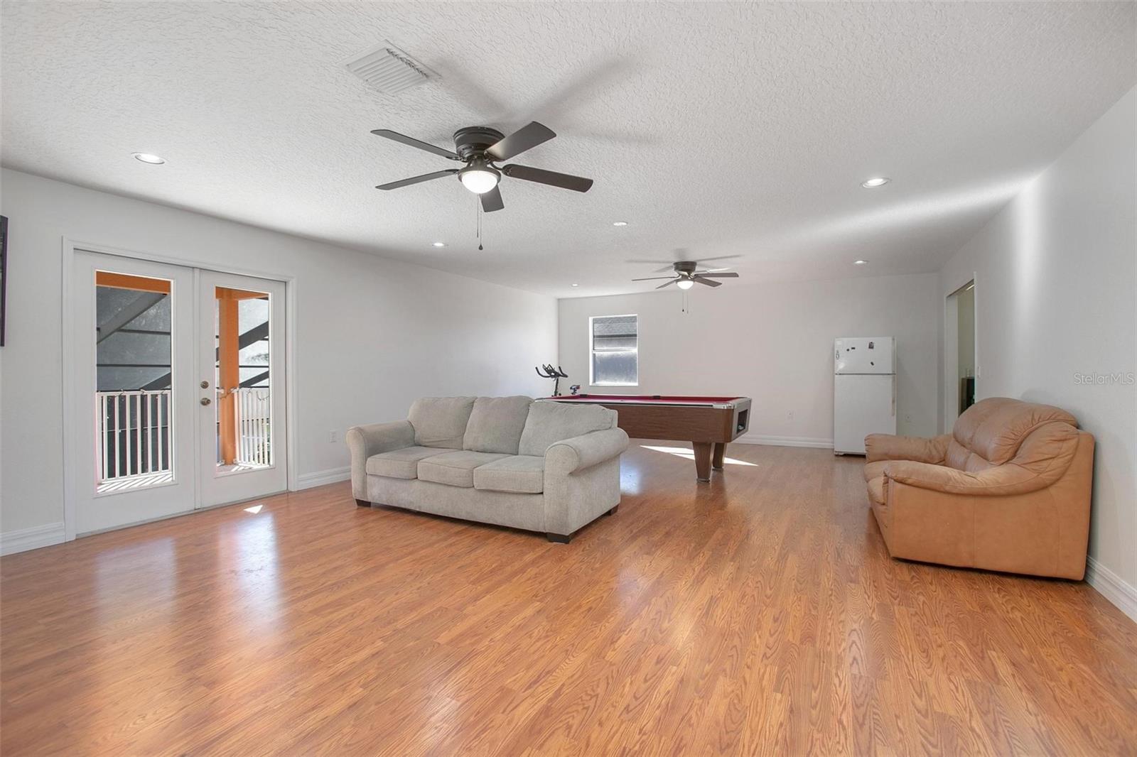 Image 34 of 58 For 334 Crystal Pond Avenue