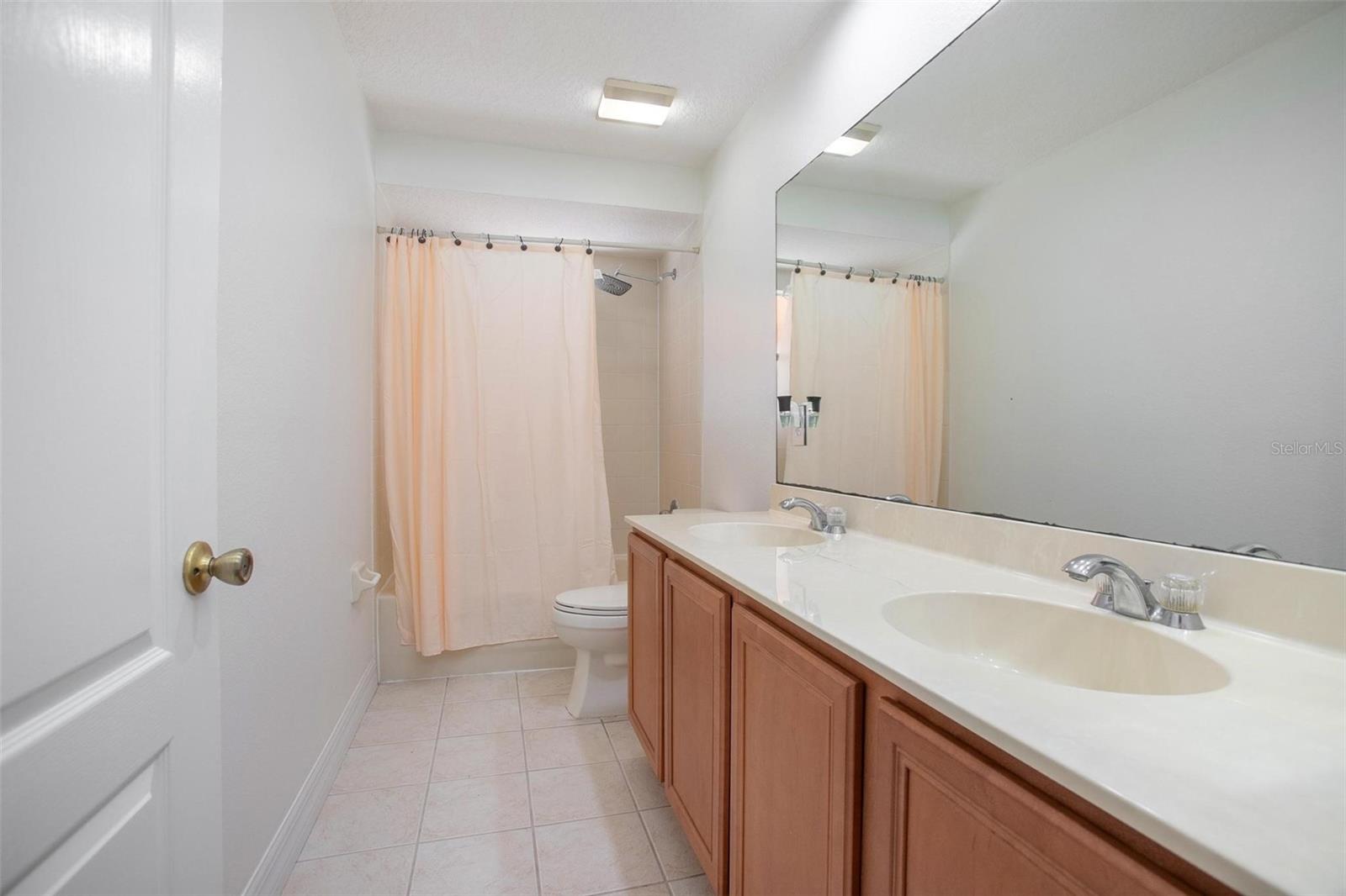 Image 36 of 58 For 334 Crystal Pond Avenue