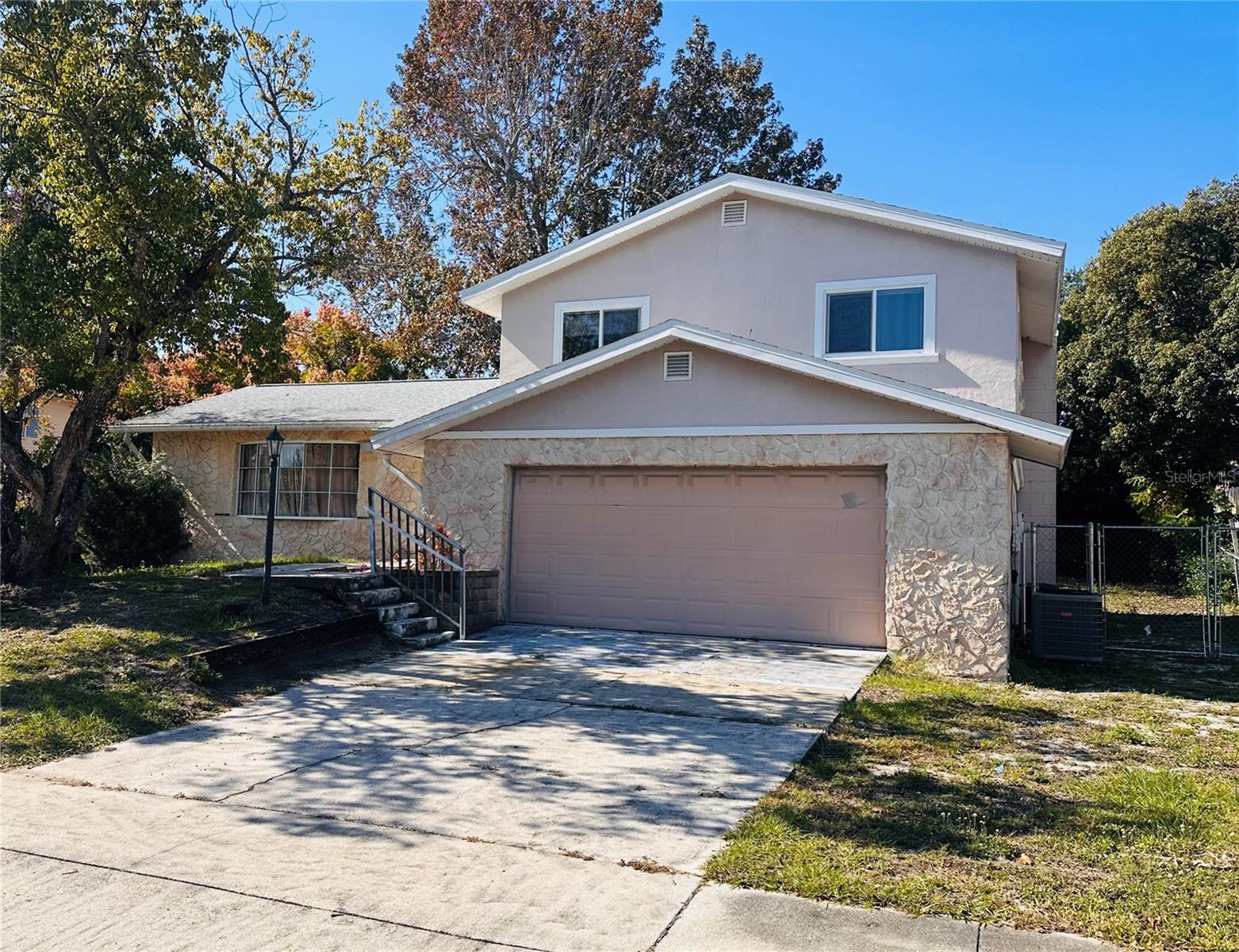 Image 2 of 20 For 1649 Shangri La Drive