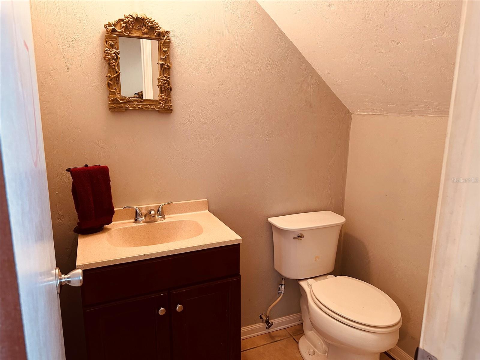 Image 7 of 20 For 1649 Shangri La Drive