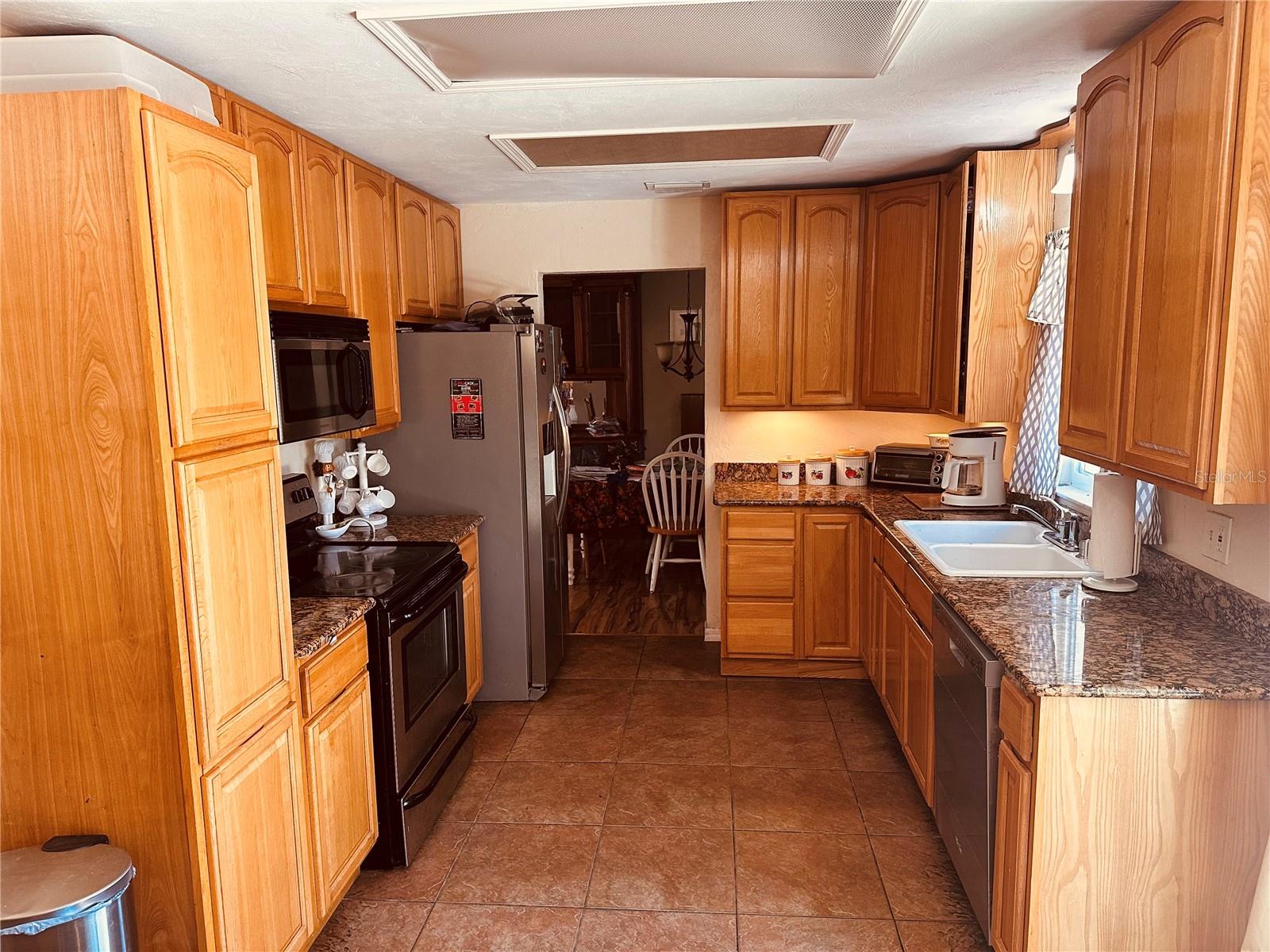 Image 9 of 20 For 1649 Shangri La Drive