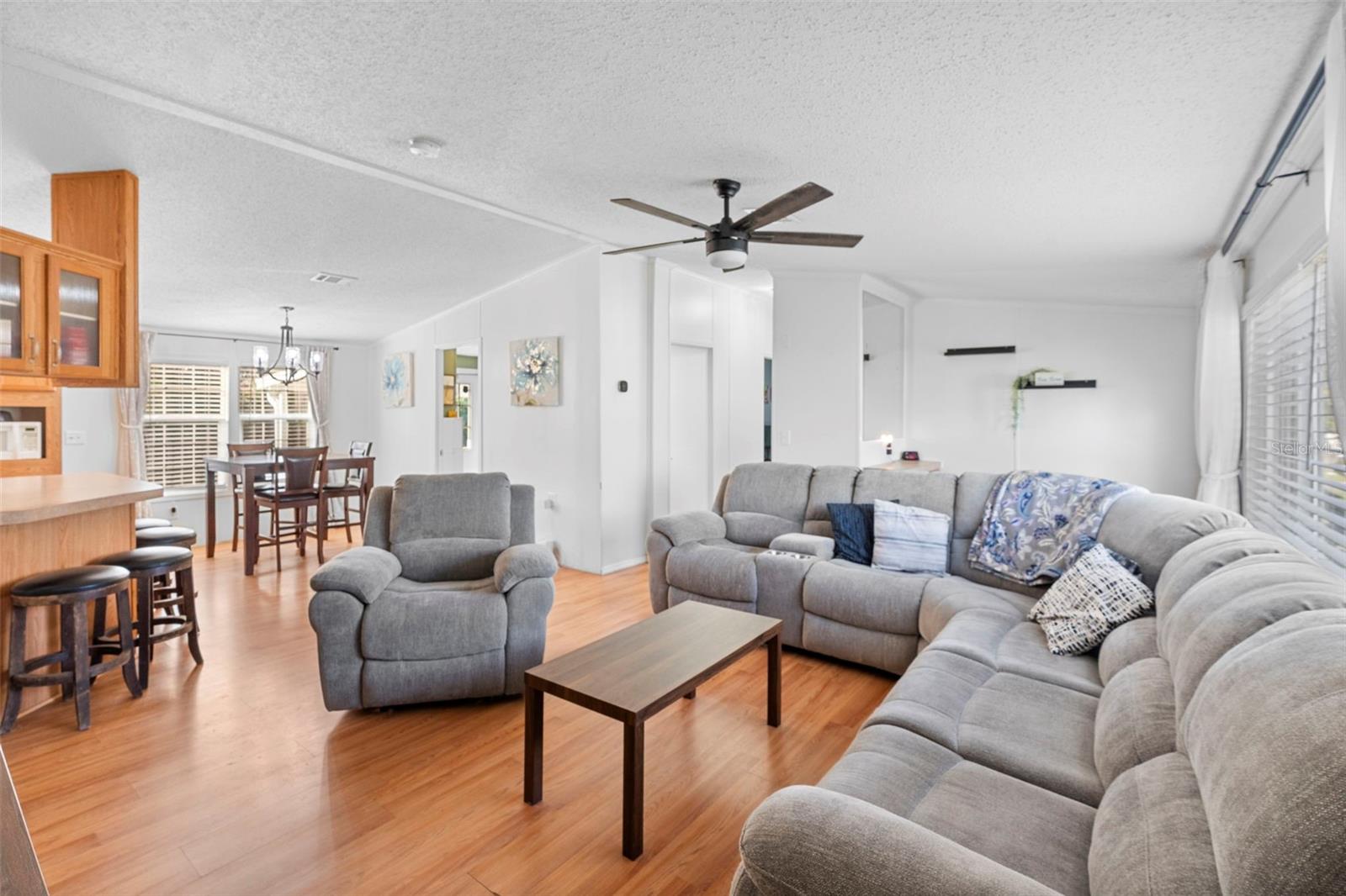 Image 3 of 27 For 18 Florence Boulevard