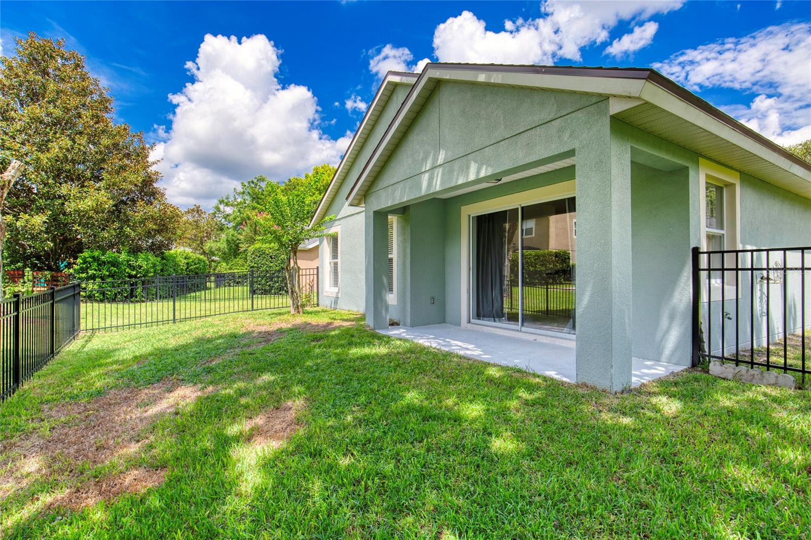 Image 31 of 50 For 120 Littleton Circle