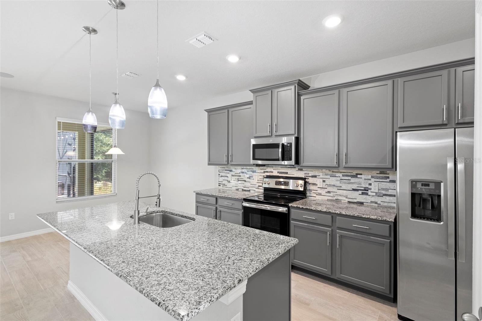 Image 12 of 54 For 402 Last Tree Drive