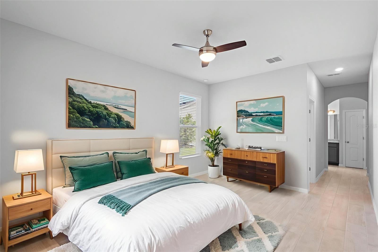 Image 35 of 54 For 402 Last Tree Drive